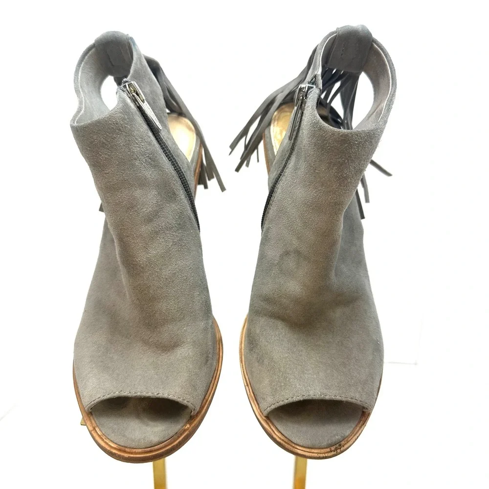 Vince Camuto vince camuto